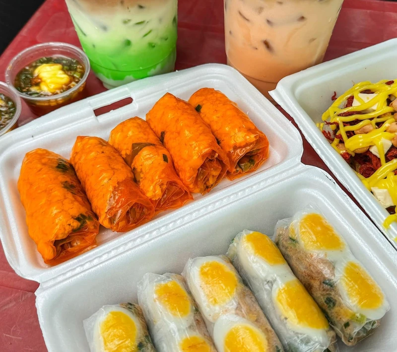Quán ăn vặt Quận 11 có đa dạng các món ăn vặt truyền thống
