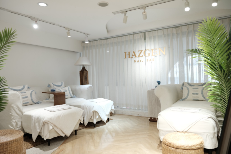 Tiệm nail Quận 3 gây ấn tượng với phong cách hiện đại, trẻ trung
