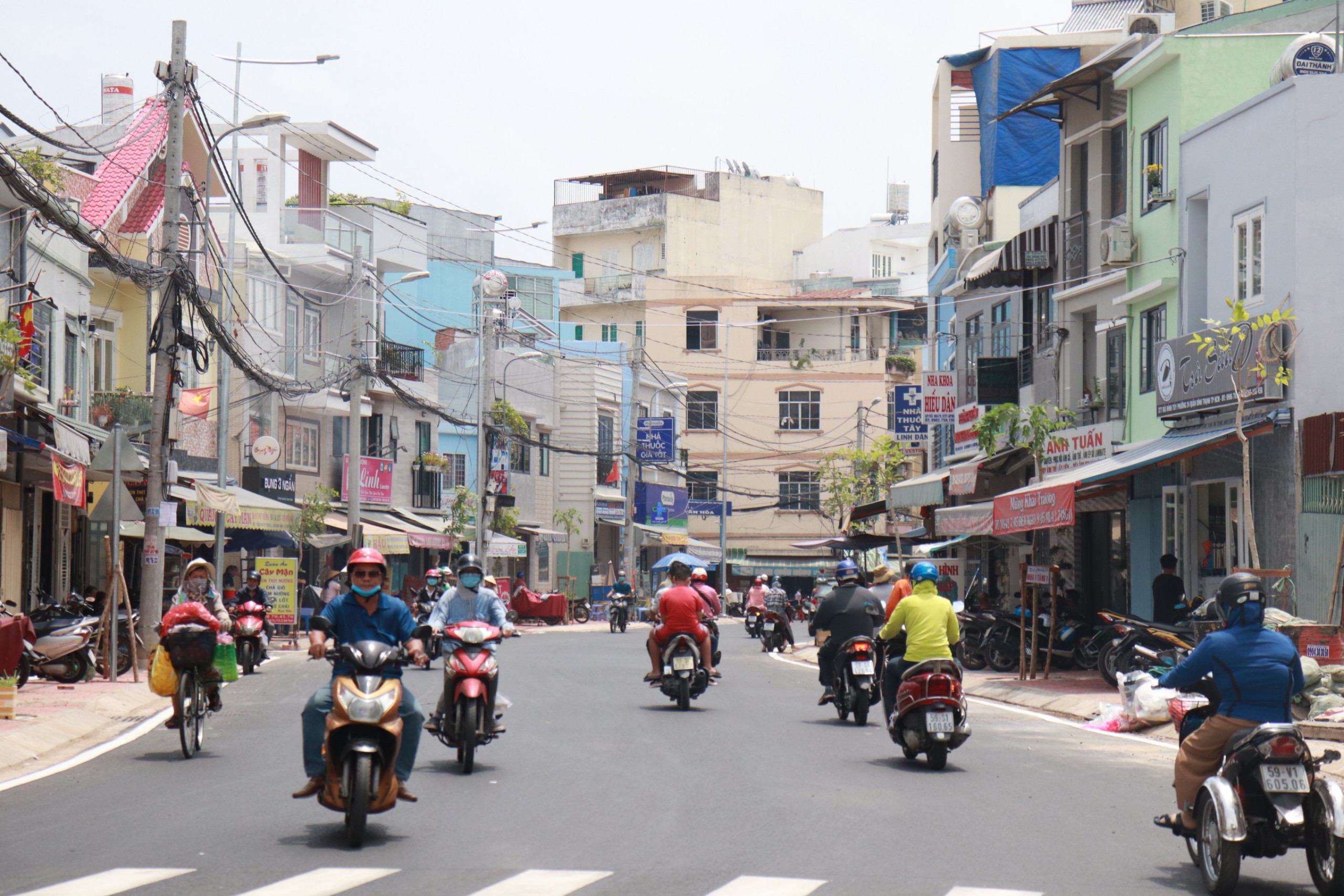 Hình ảnh một góc đường Bùi Đình Tuý, quận Bình Thạnh