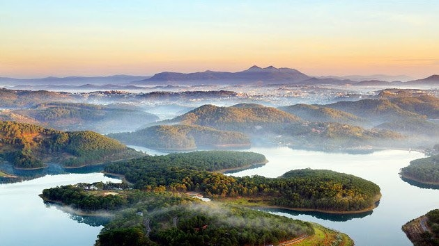 Săn mây Đà Lạt ở đâu đẹp nhất, săn mây tại Hồ Tuyền Lâm