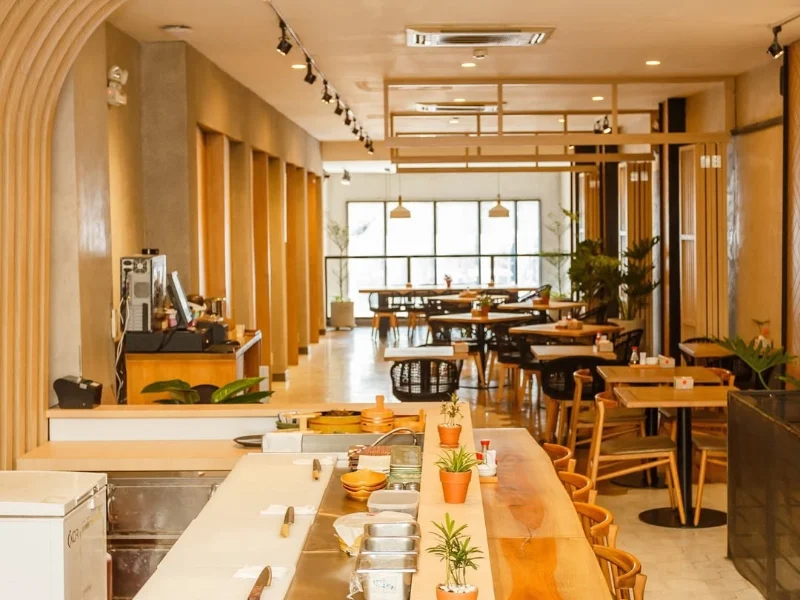 Quán Nhật Quận 1 được yêu thích bởi không gian sang trọng và thực đơn sáng tạo