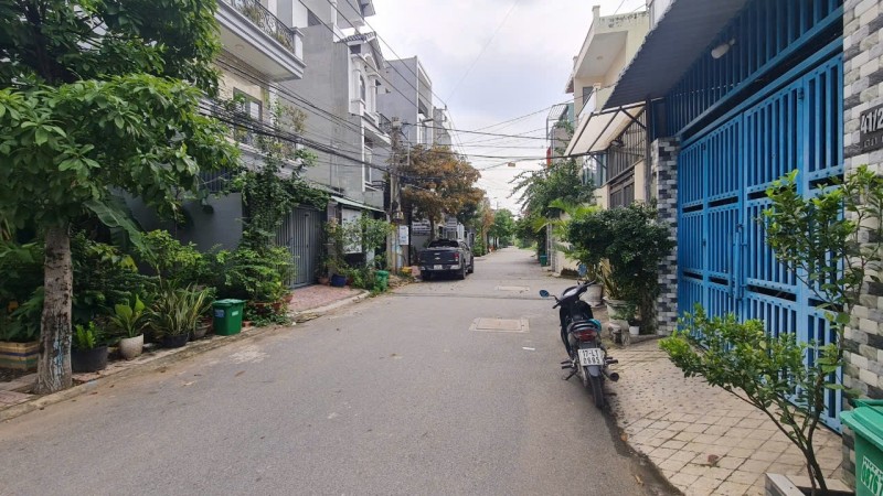 Hình ảnh khu dân cư và hạ tầng phát triển trên đường Gò Cát, TP. Thủ Đức