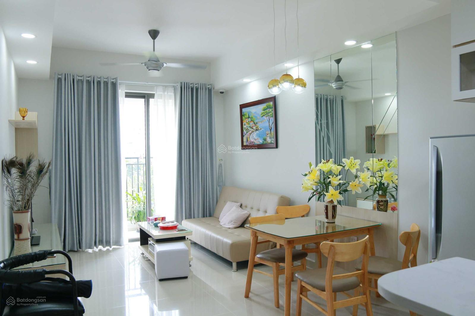 Khu vực sầm uất xung quanh chung cư Saigonland Apartment Bình Thạnh