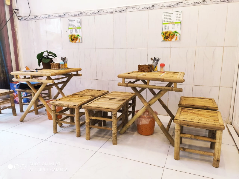 Quán ăn vặt Quận 3 có không gian sạch sẽ, phục vụ nhiệt tình
