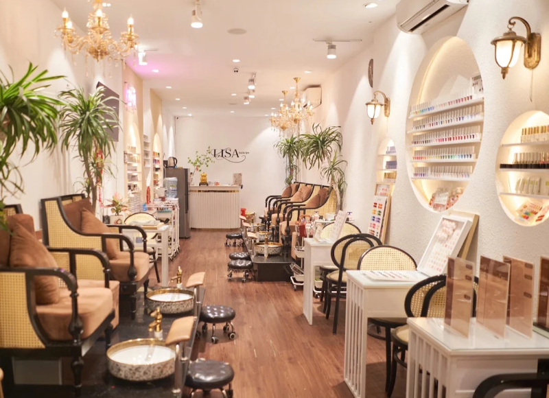 Tiệm nail Quận 1 mang phong cách tinh tế, hiện đại