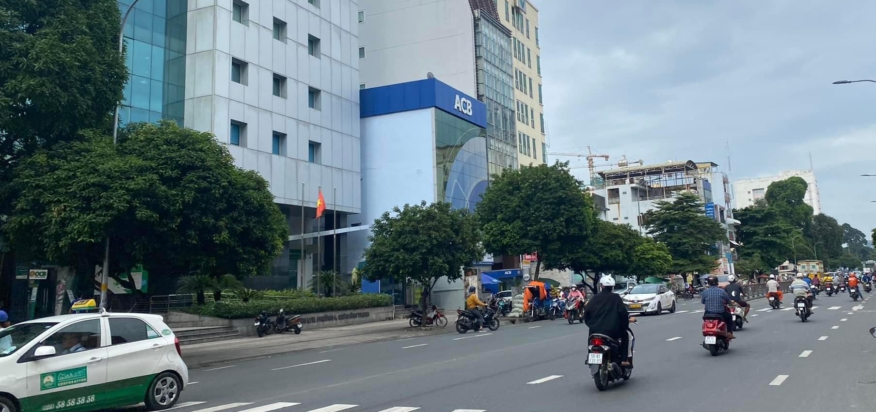 Đường Phan Đăng Lưu, trục đường huyết mạch và sầm uất của Bình Thạnh và Phú Nhuận