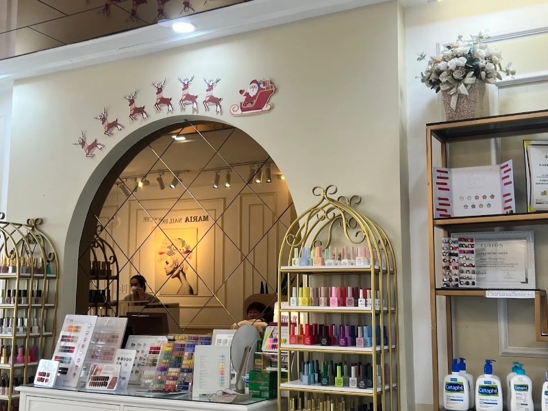 Tiệm nail Quận 2 có không gian sạch sẽ, ấm cúng