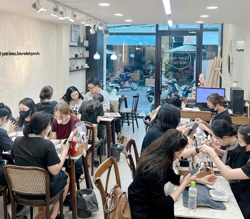 Tiệm nail Quận 3 được yêu thích bởi phong cách phục vụ tận tình