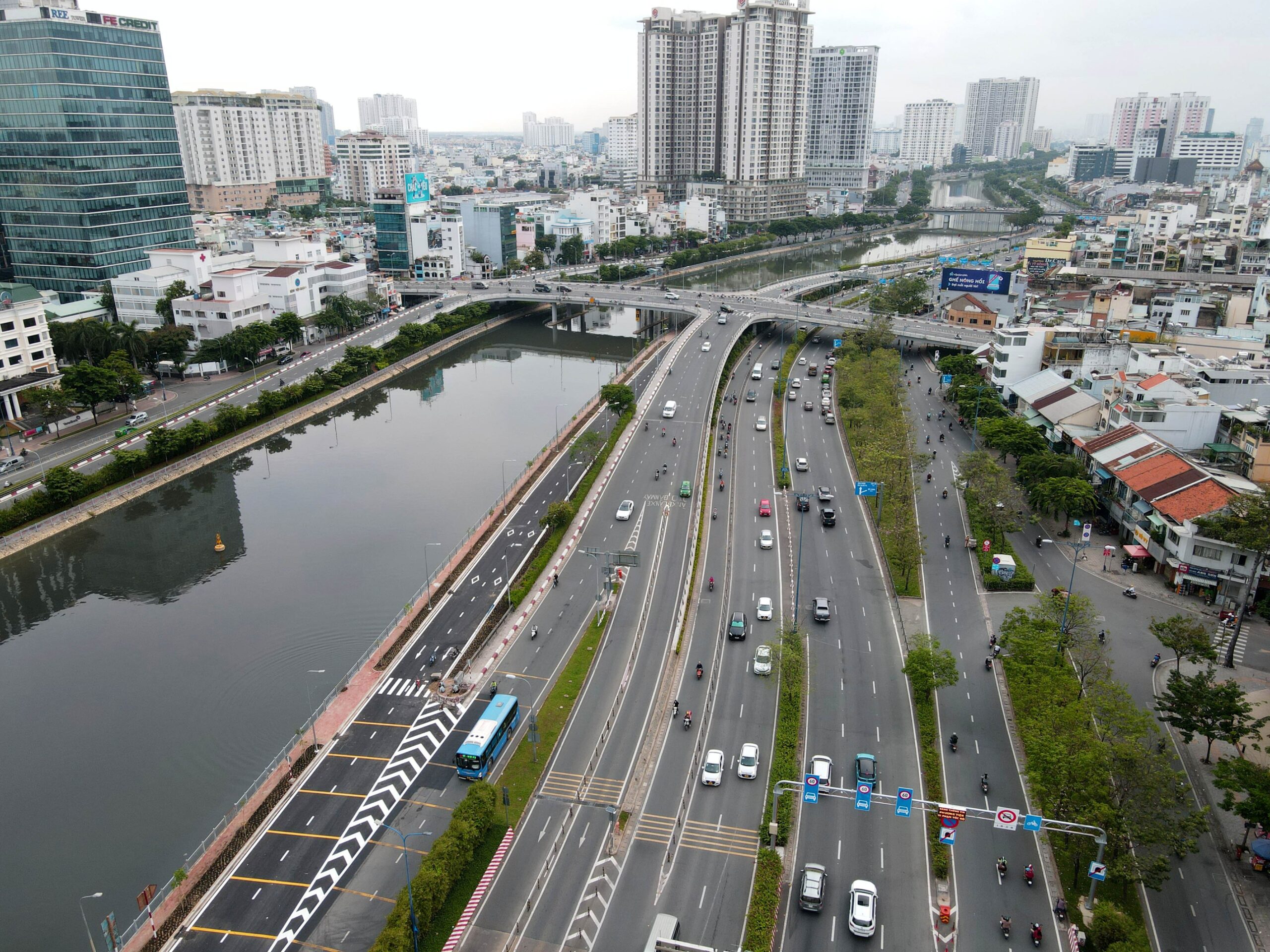 Đường Song Hành, Thủ Đức, với các dự án căn hộ cao cấp và tuyến metro