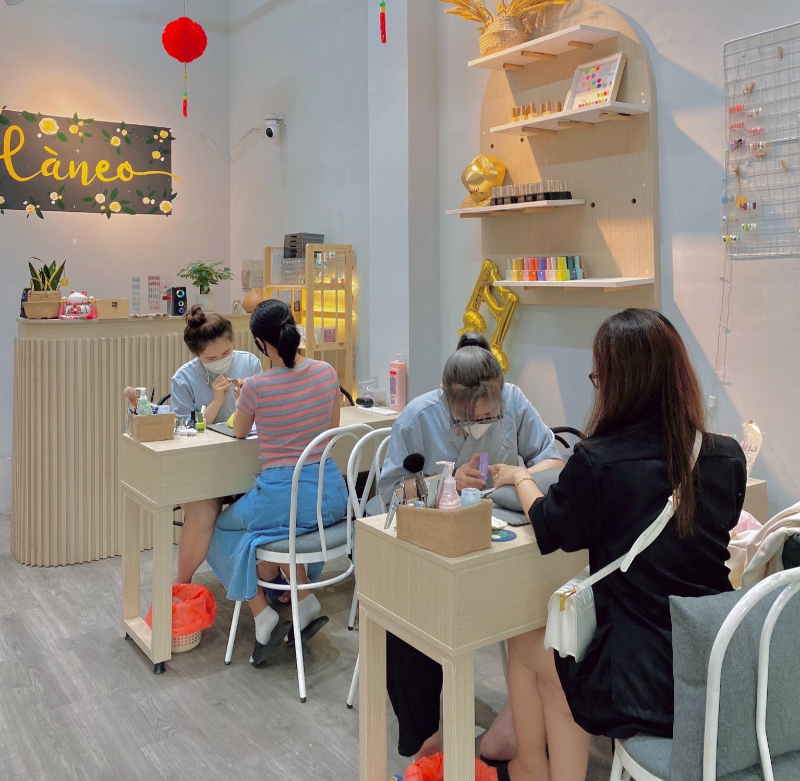 Tiệm nail Tân Phú được yêu thích bởi các mẫu nail đa dạng, phong cách