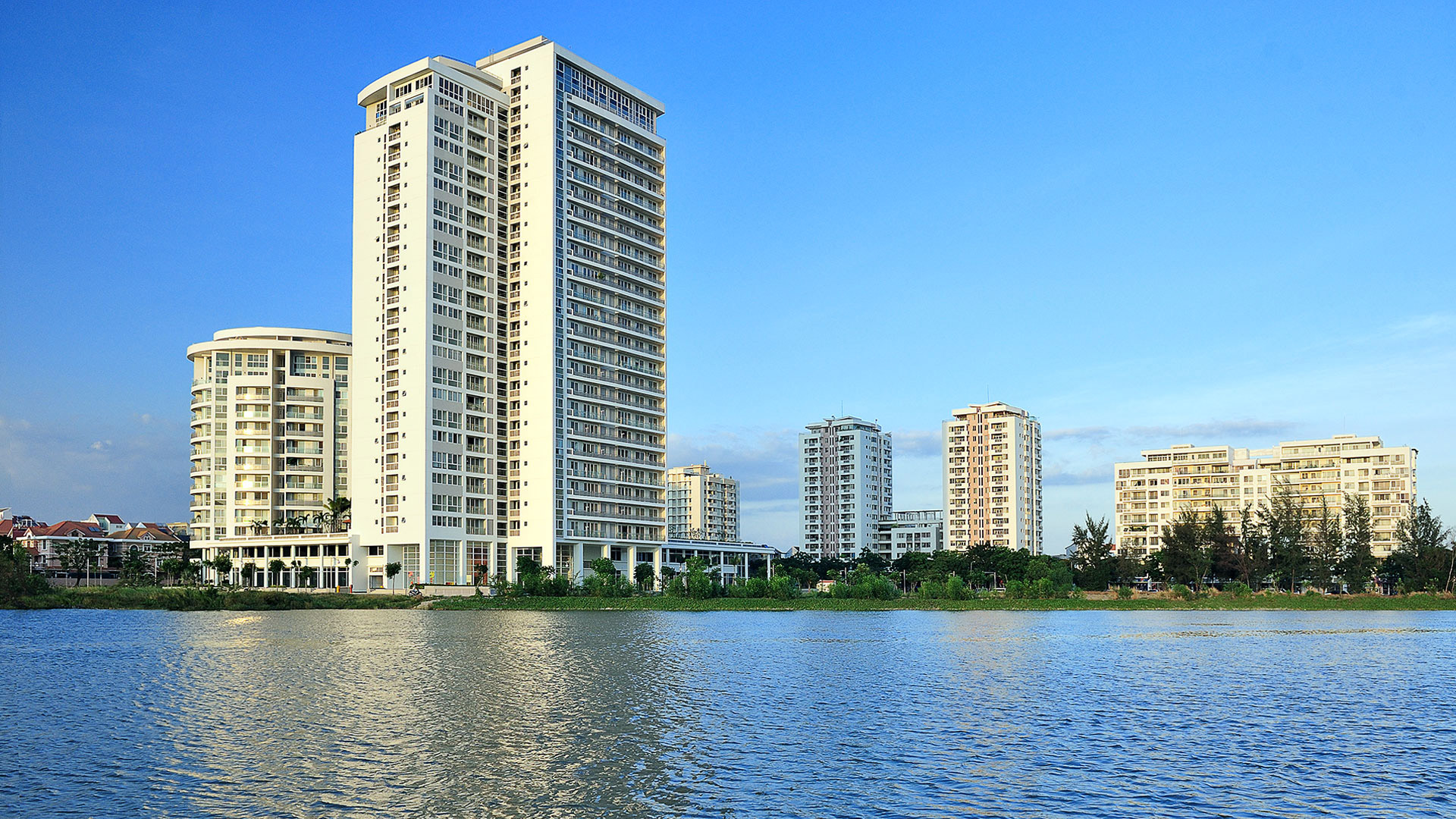 Khu Nam Viên, Phú Mỹ Hưng, nơi tọa lạc của Riverpark Premier