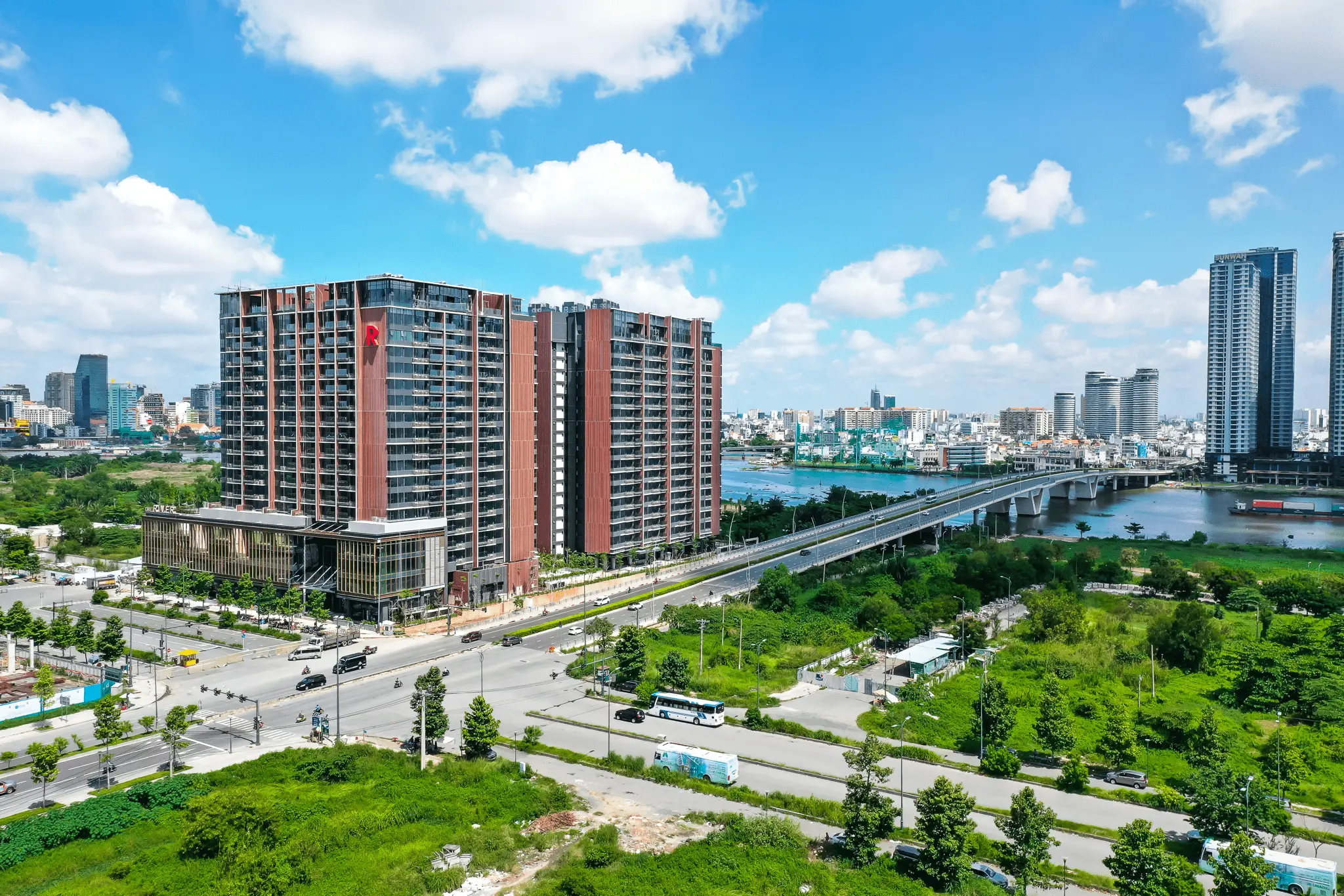 Phối cảnh trực diện sông Sài Gòn của dự án The River Thủ Thiêm