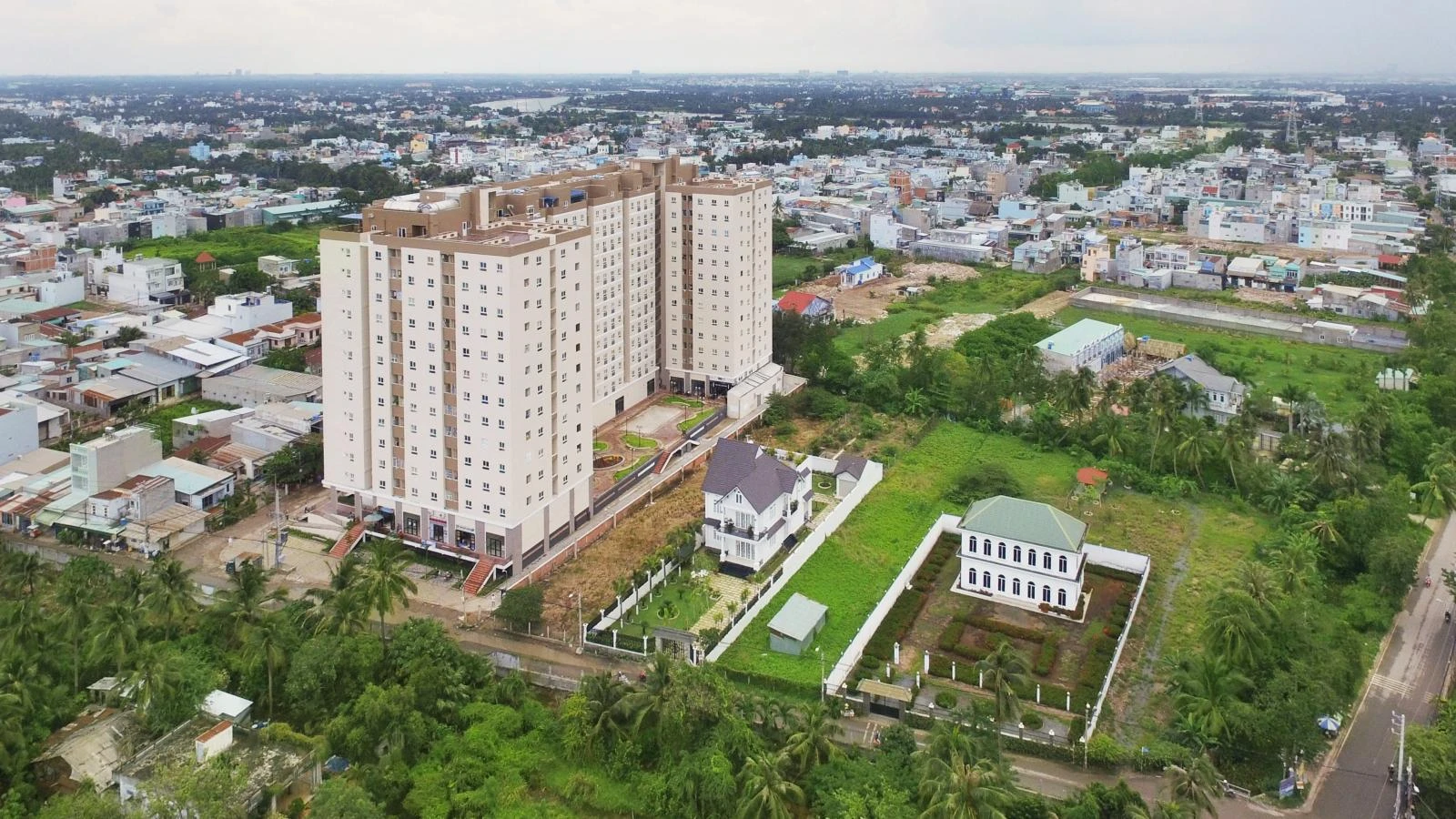 Không gian sống đơn giản, ấm cúng tại First Home Thạnh Lộc