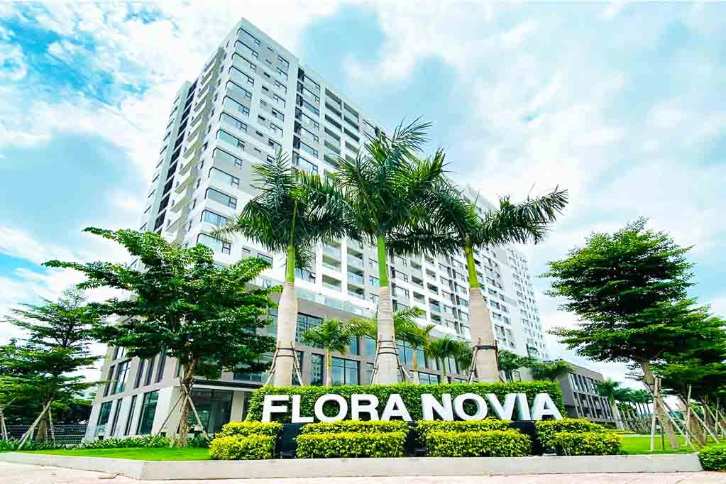 Tiện ích hồ bơi và không gian sống xanh tại Flora Novia