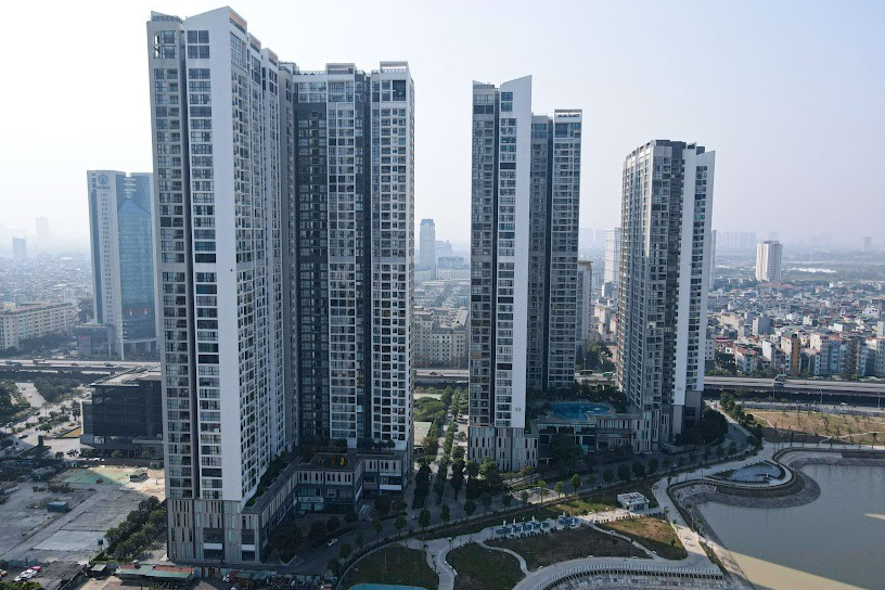 Toàn cảnh dự án Vinhomes Skylake bên công viên hồ Cầu Giấy
