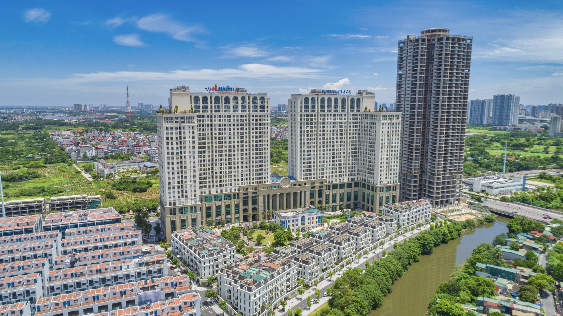 Căn hộ cao cấp tại Roman Plaza