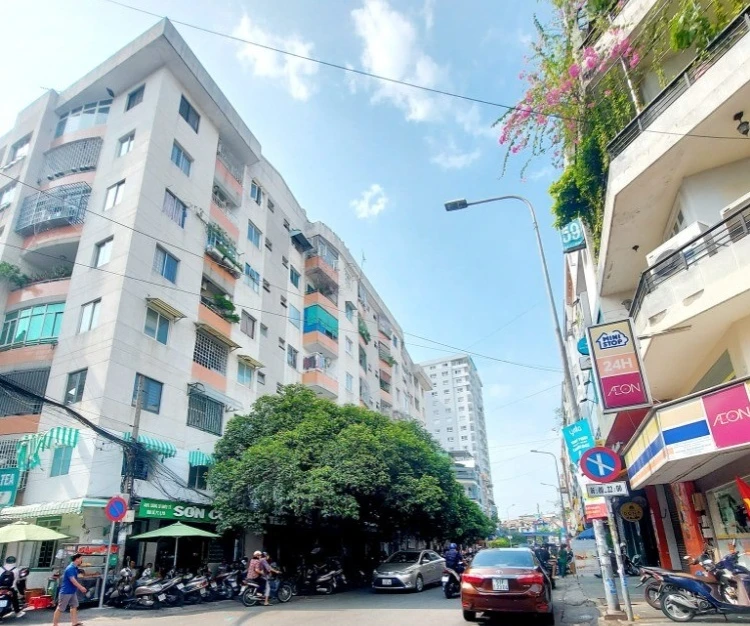 Nội thất bên trong căn hộ chung cư Nhiêu Tứ