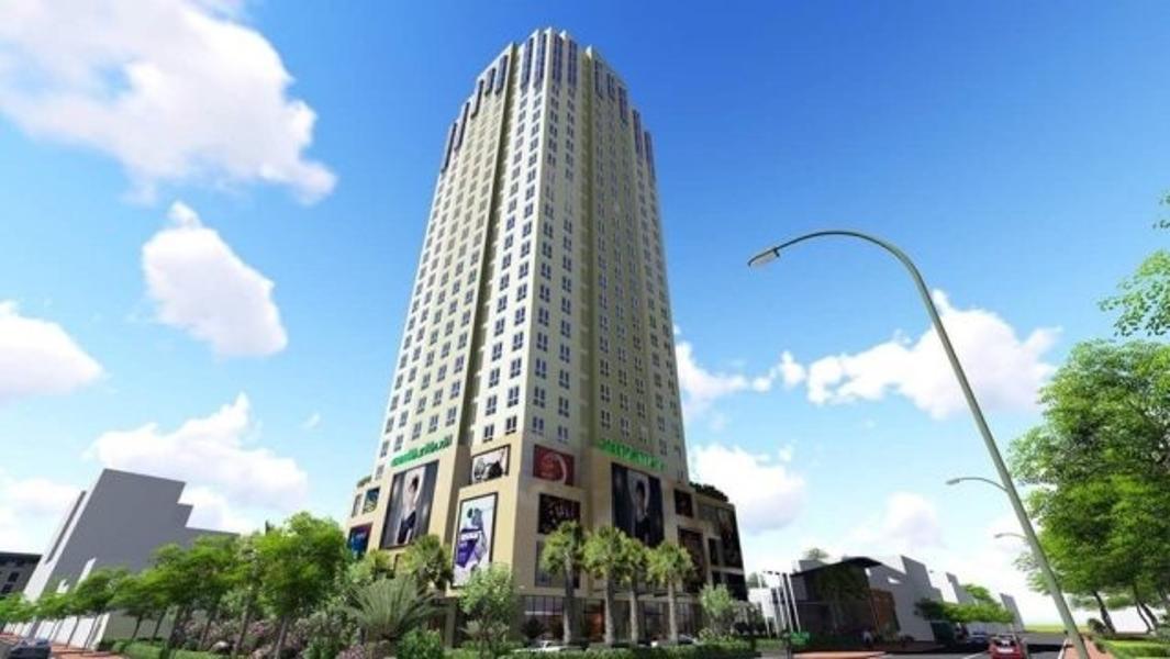 Remax Plaza