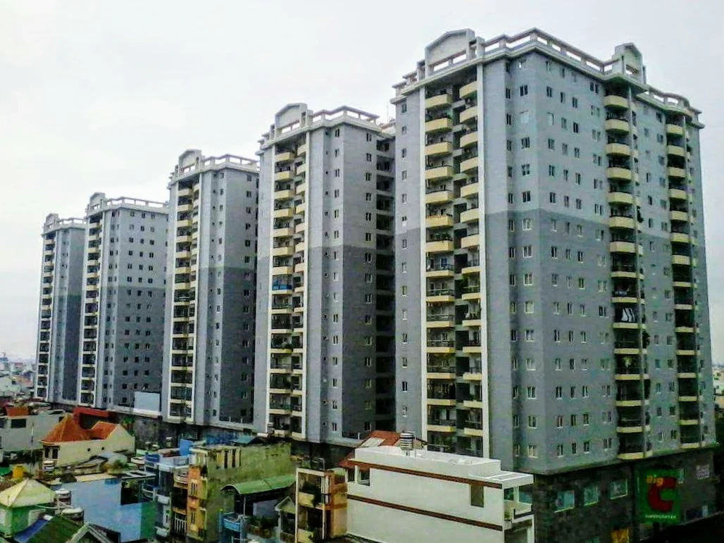 Tiện ích hồ bơi tại Phú Thạnh Apartment