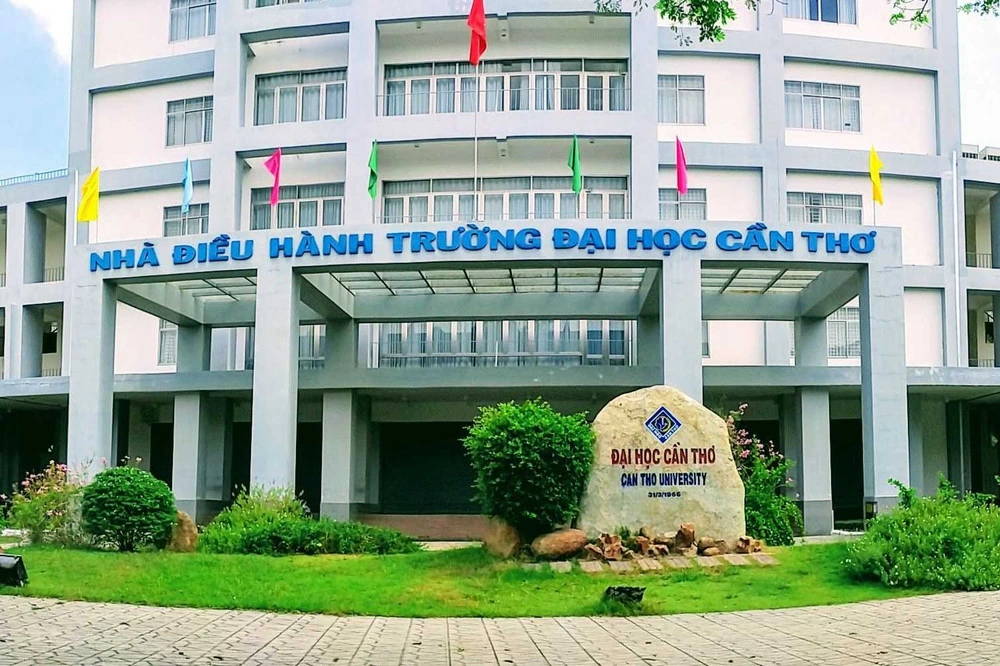 Nhà điều hành Trường Đại học Cần Thơ trung tâm điều phối học thuật lớn trong các trường đại học ở Cần Thơ