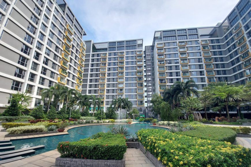 Tiện ích hồ bơi và không gian thư giãn tại Sài Gòn Airport Plaza