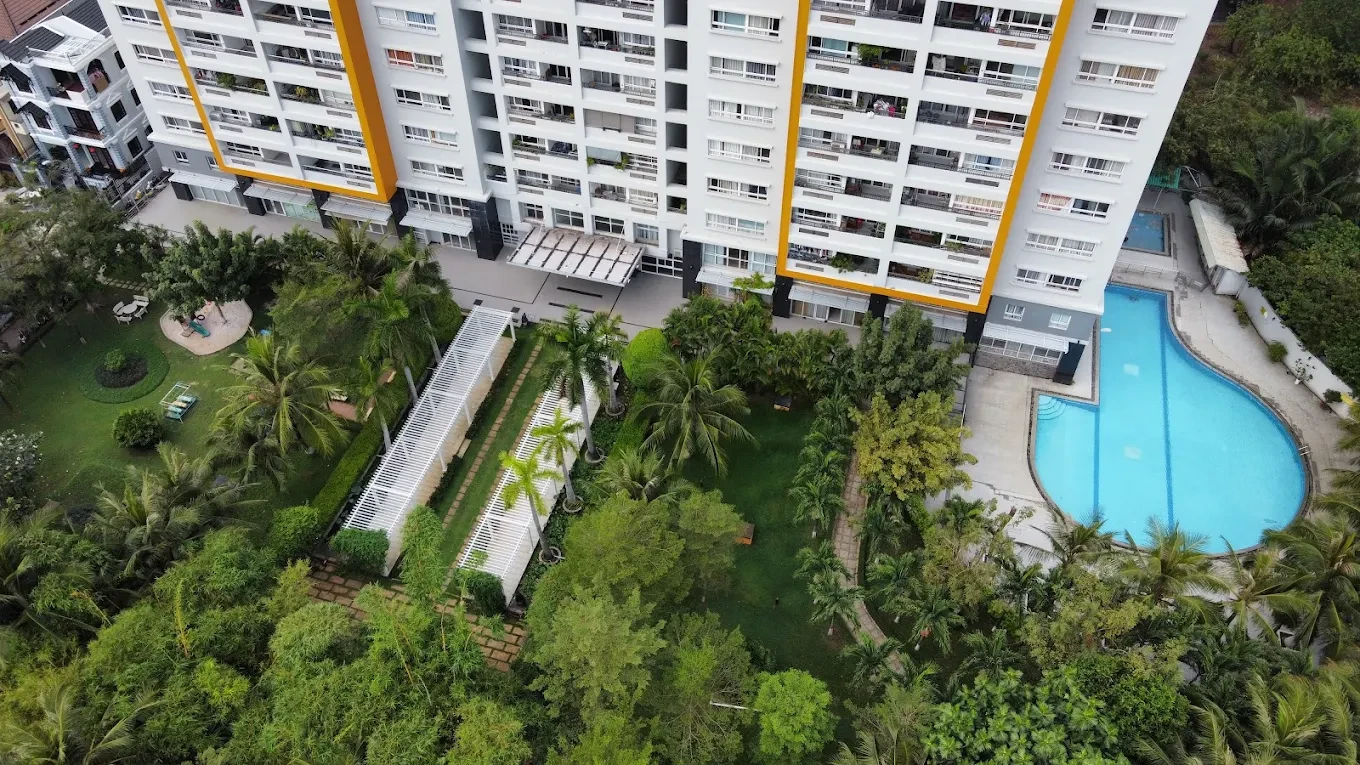 Tiện ích hồ bơi tại 4S Riverside Garden Bình Triệu