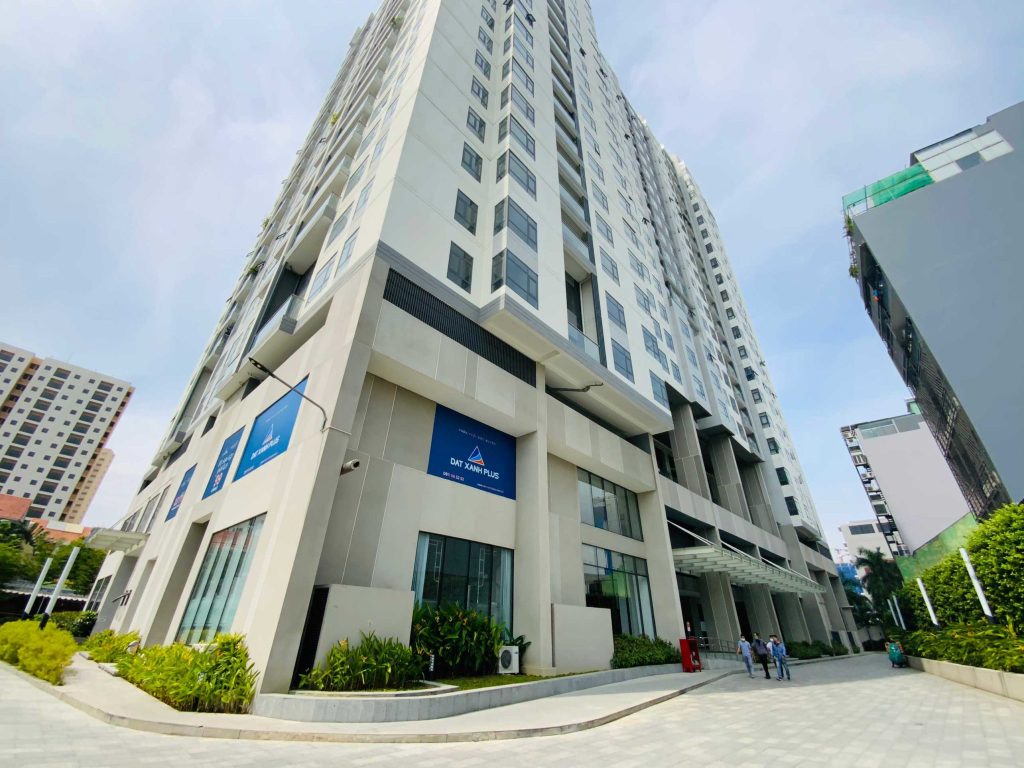 Tiện ích hồ bơi và không gian nghỉ dưỡng tại De Capella