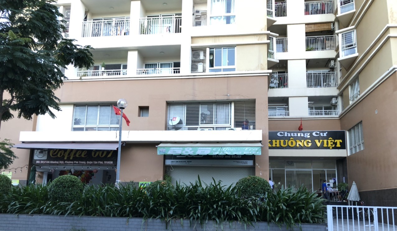 Khu vực dân cư sầm uất xung quanh chung cư Khuông Việt