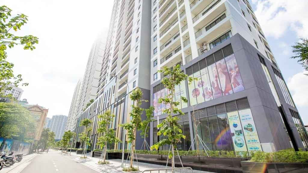 Tiện ích bể bơi ngoài trời tại chung cư Kosmo Tây Hồ