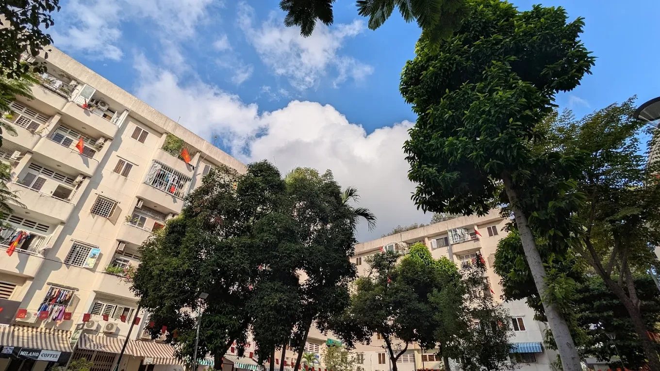 Toàn cảnh chung cư 43 Hồ Văn Huê, Quận Phú Nhuận