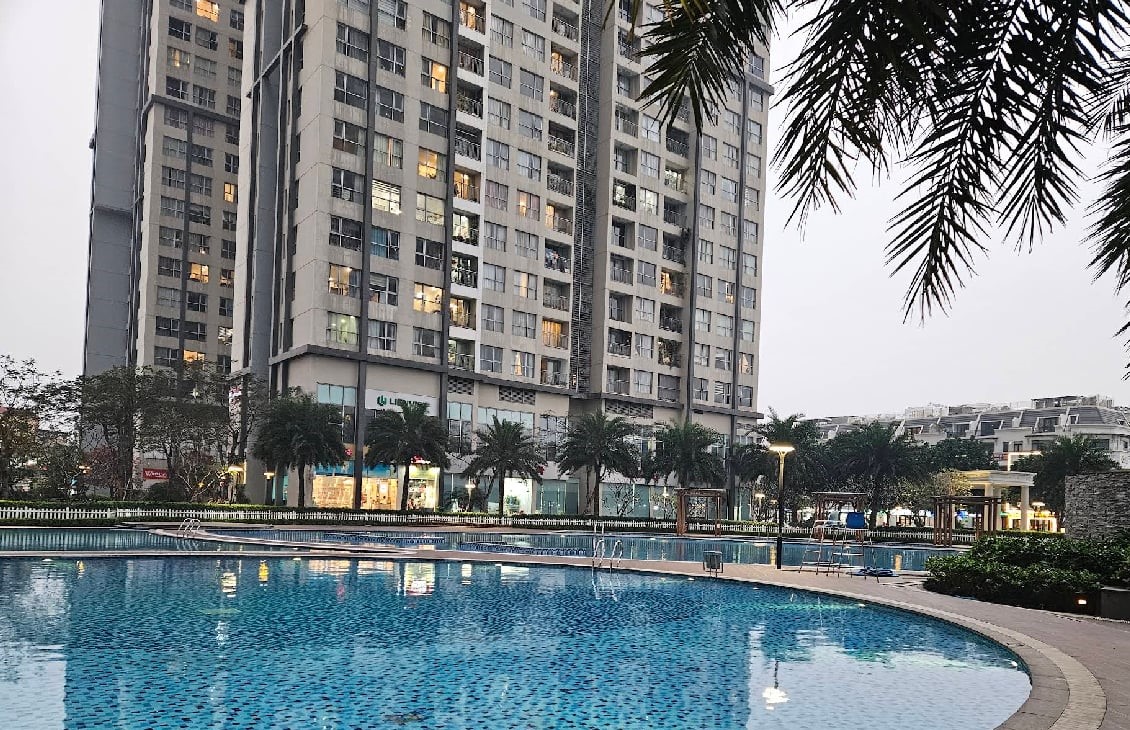 Tiện ích bể bơi ngoài trời tại Vinhomes Gardenia