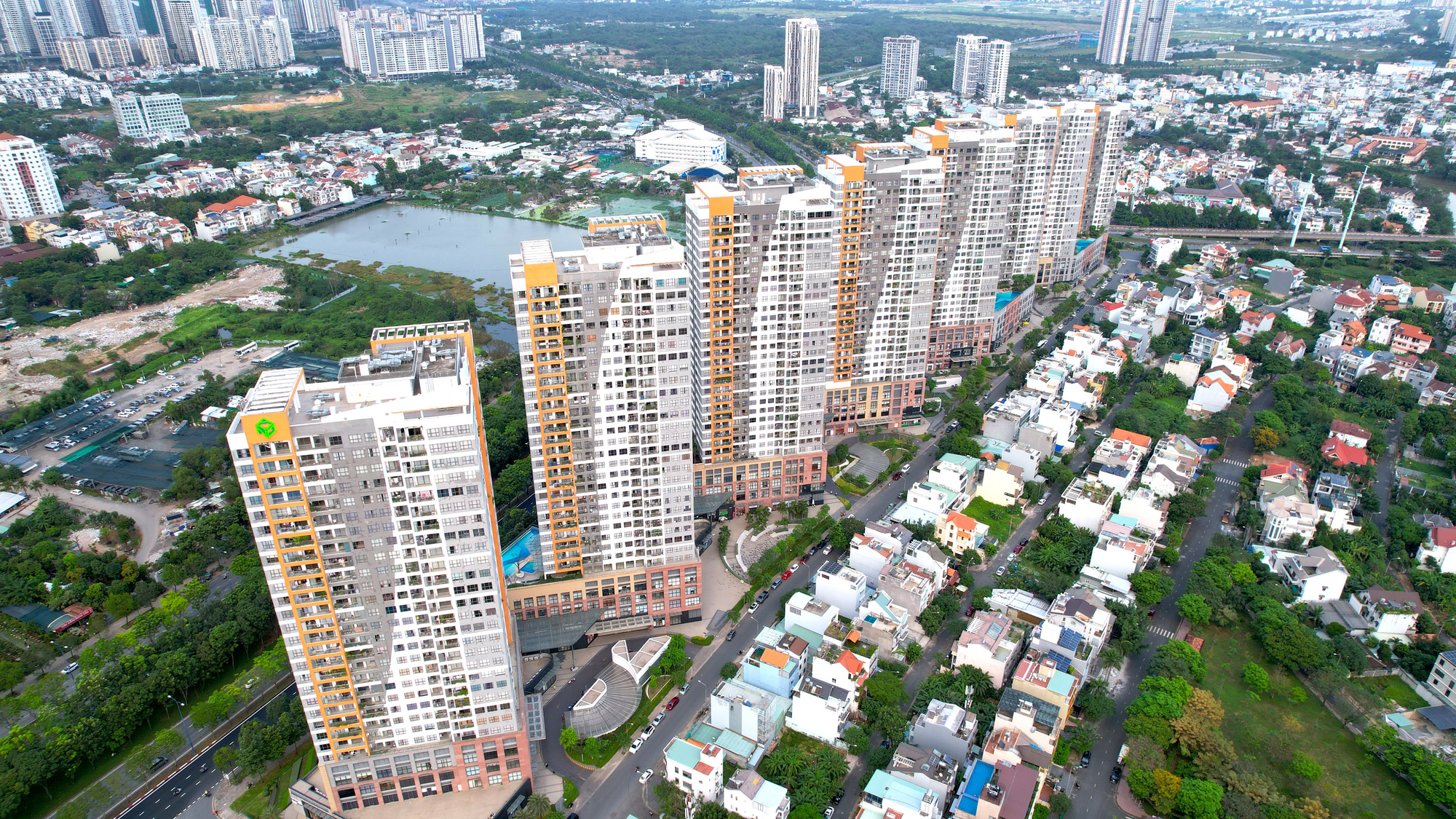 Toàn cảnh dự án The Sun Avenue trên mặt tiền Đại lộ Mai Chí Thọ