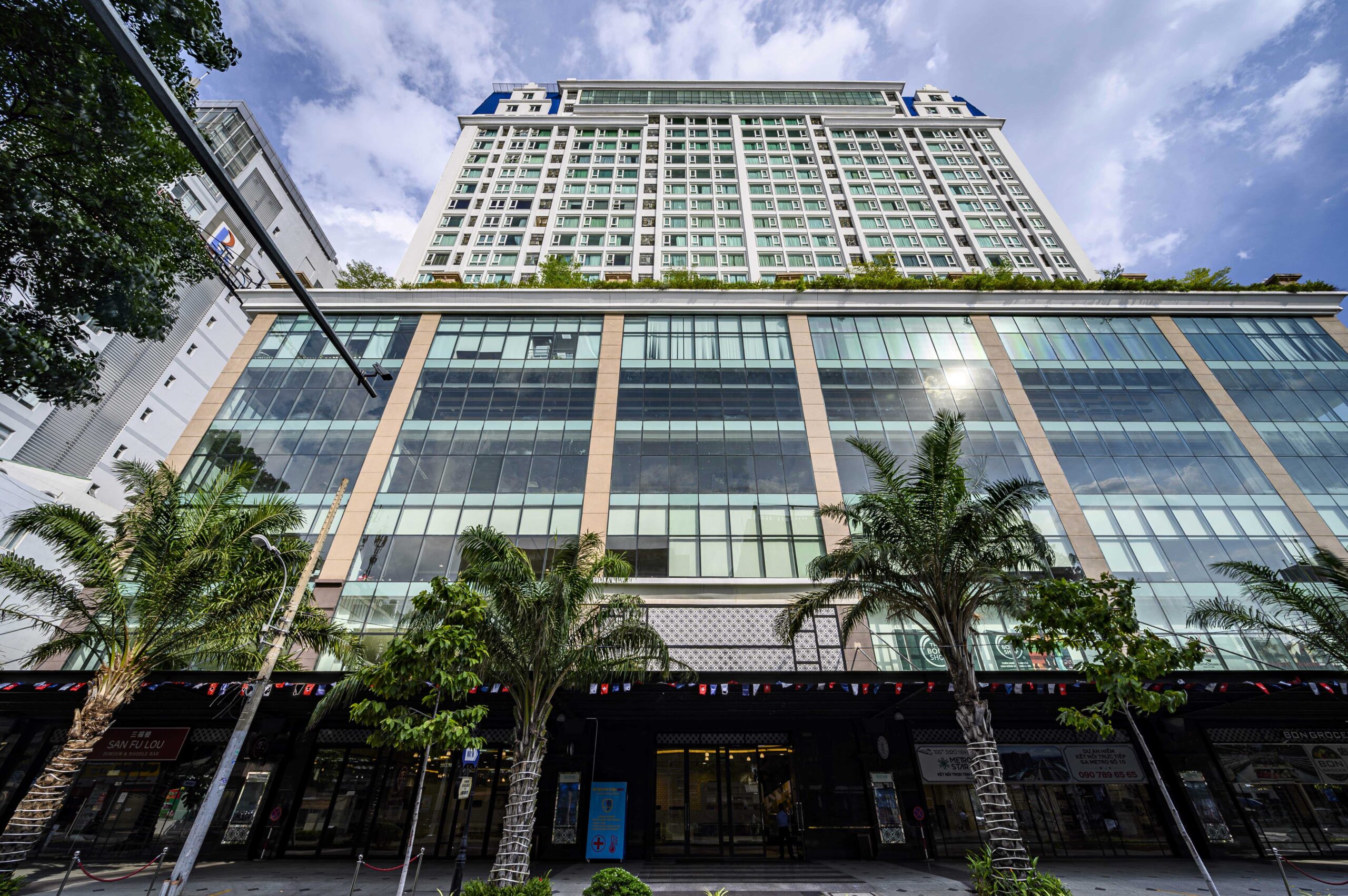 Toàn cảnh dự án Léman Luxury Apartments tại Quận 3