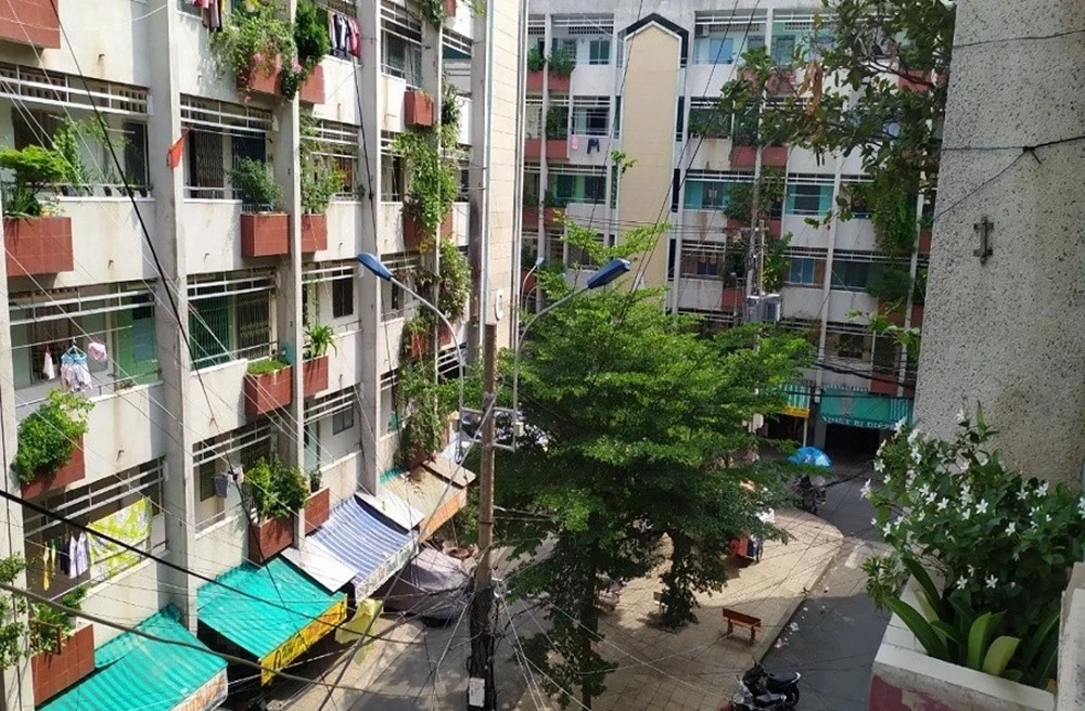 Toàn cảnh chung cư Huỳnh Văn Chính, Tân Phú