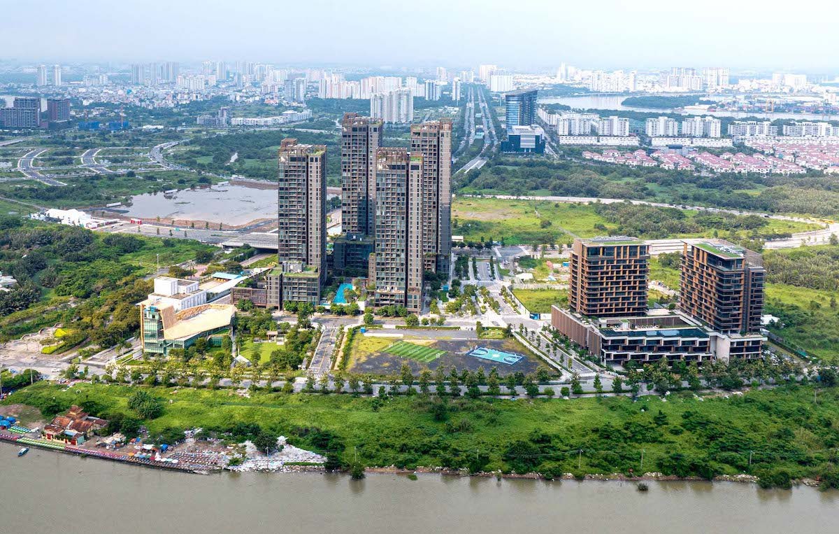 Nội thất sang trọng và tầm nhìn đắt giá từ căn hộ Empire City