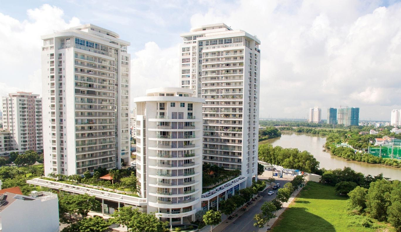 Tiện ích hồ bơi sang trọng tại Riverpark Premier