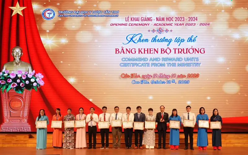Giảng đường rộng lớn của đại học Y Dược Cần Thơ.