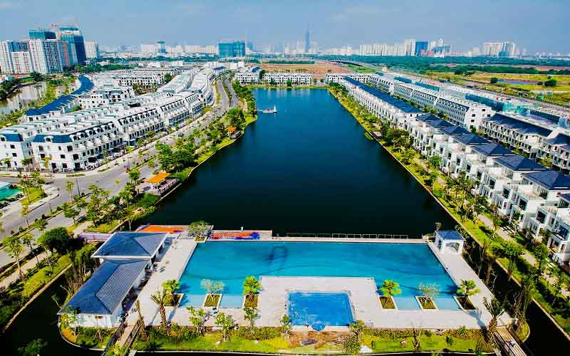 Thiết kế hiện đại tại nhà phố Lakeview City
