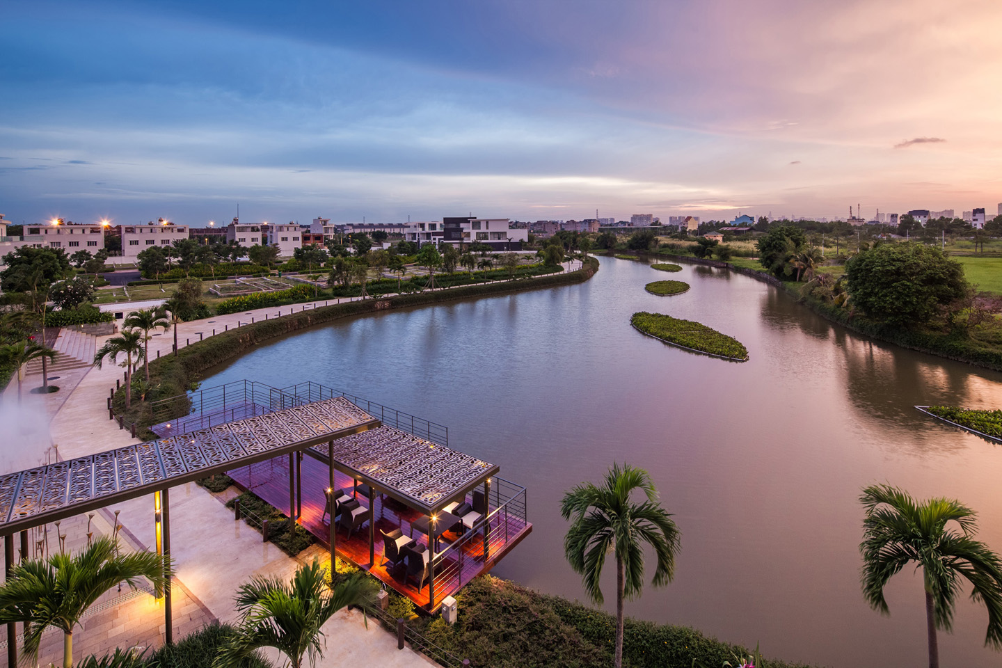 Thiết kế nội thất sang trọng tại biệt thự Lucasta Villa