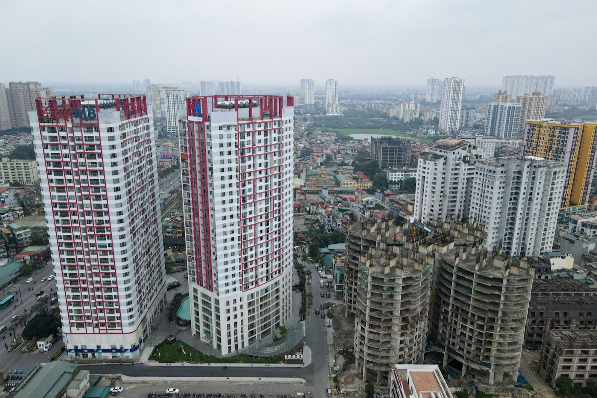 Toàn cảnh chung cư Imperial Plaza tại 360 Giải Phóng, Hà Nội