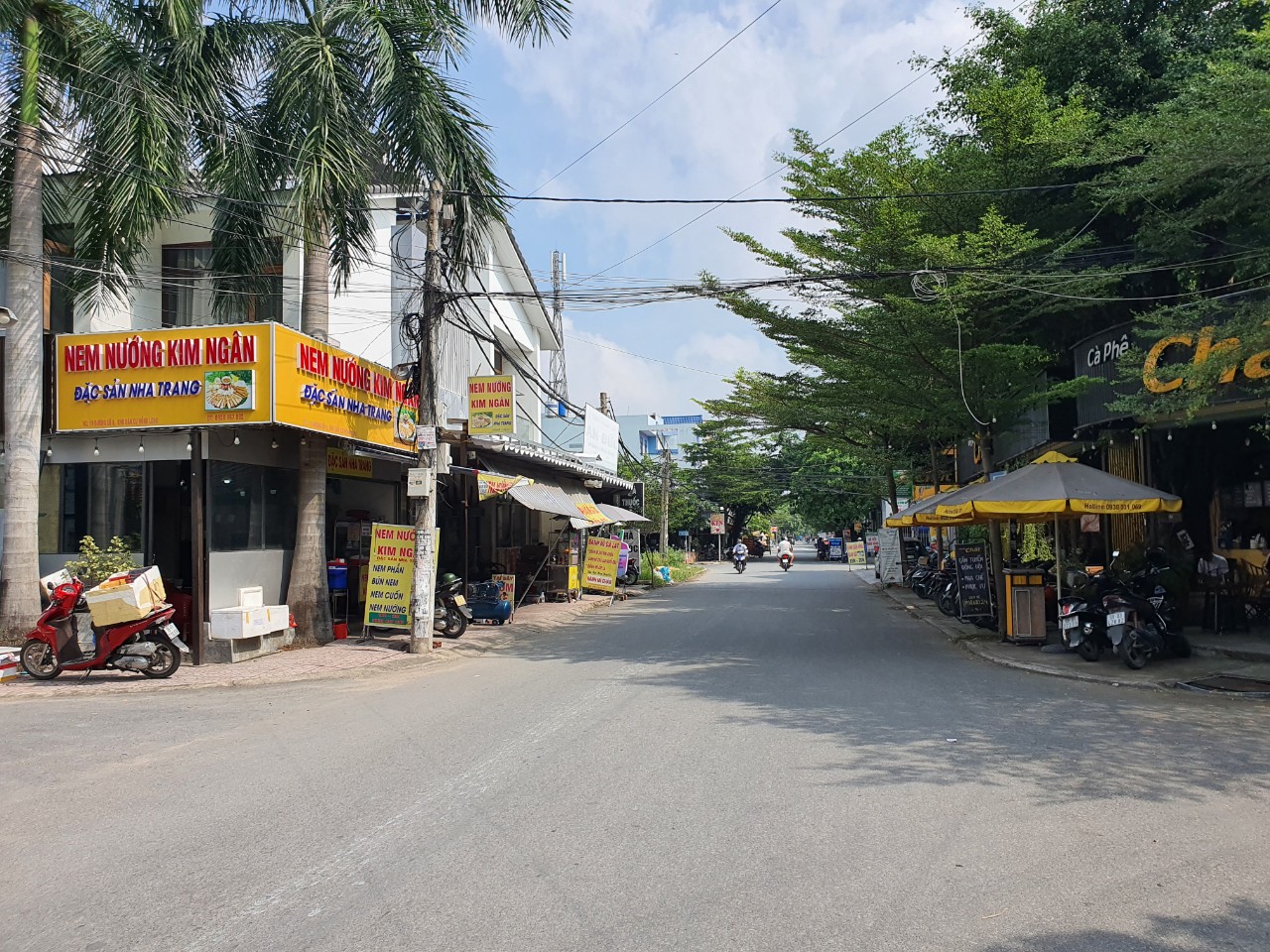 Đại lộ Phạm Văn Đồng gần KDC Hồng Long