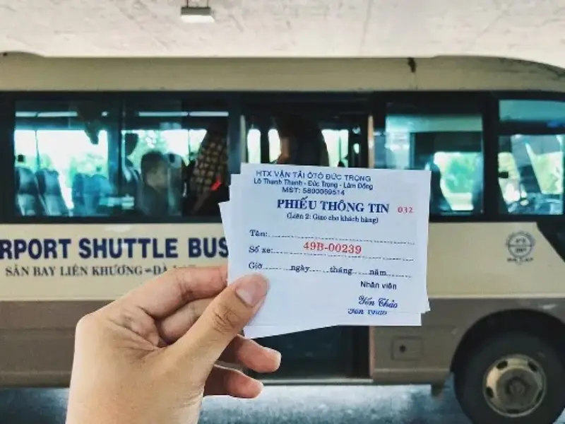Vé xe buýt sân bay từ sân bay Liên Khương về trung tâm Đà Lạt – xác nhận Đà Lạt có sân bay không.