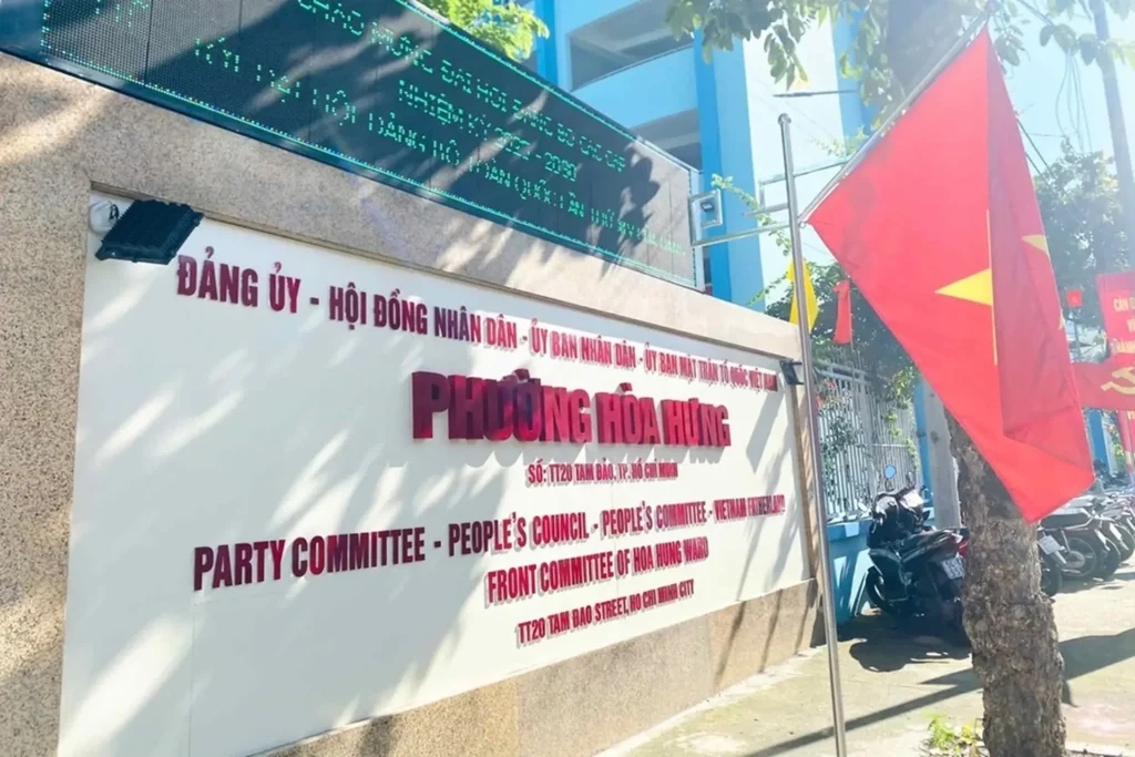 Phường Hòa Hưng được hình thành trên cơ sở sáp nhập toàn bộ Phường 12, Phường 13, Phường 15 và một phần Phường 14 của Quận 10