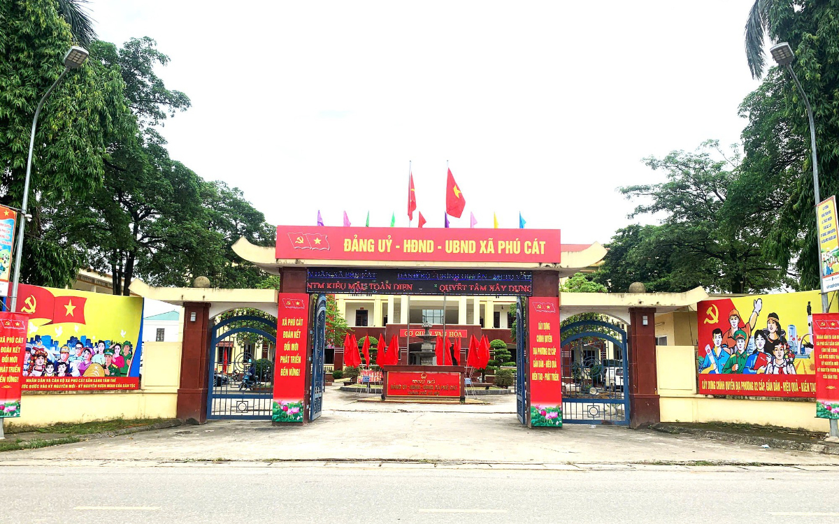 Xã Phú Cát, Hà Nội