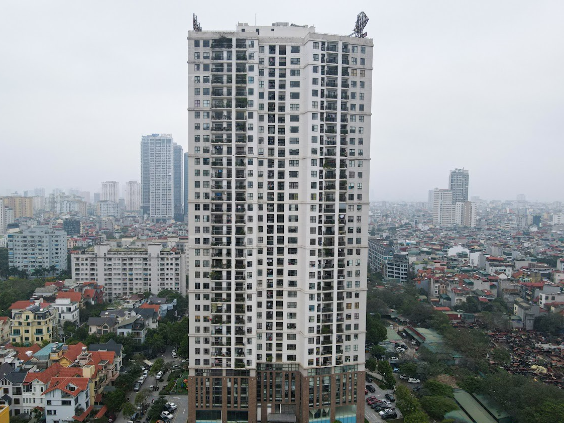 Tiện ích bể bơi và không gian xanh tại Hà Đô Park View