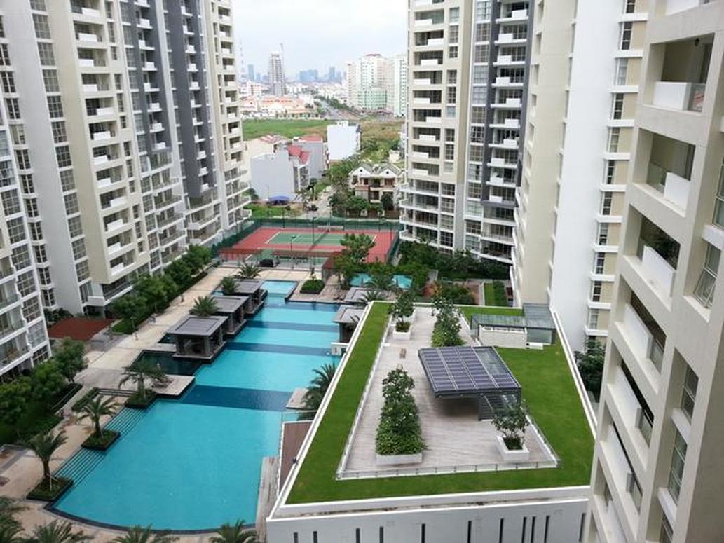 Tiện ích hồ bơi tại Saigon Plaza Tower