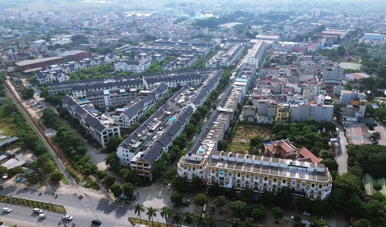 Dãy nhà liền kề tại Khu đô thị Geleximco Lê Trọng Tấn