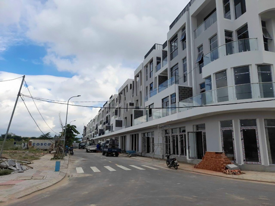Toàn cảnh dãy Shophouse Nguyễn Sinh Sắc sầm uất, Đà Nẵng