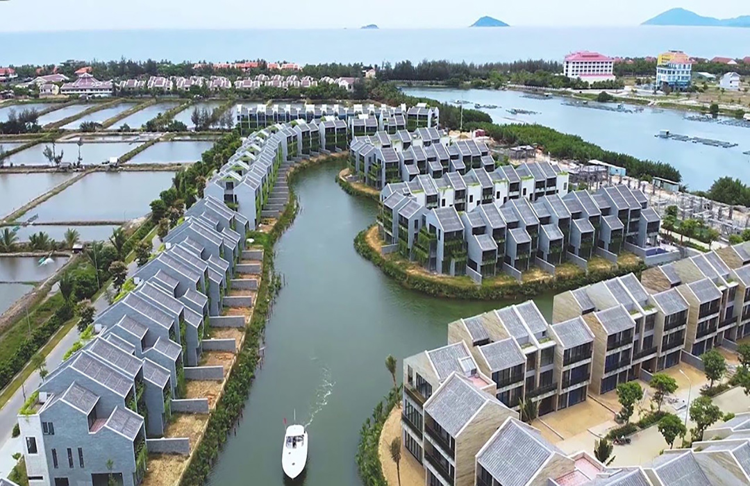 Toàn cảnh khu biệt thự Casamia Hội An bên sông Cổ Cò