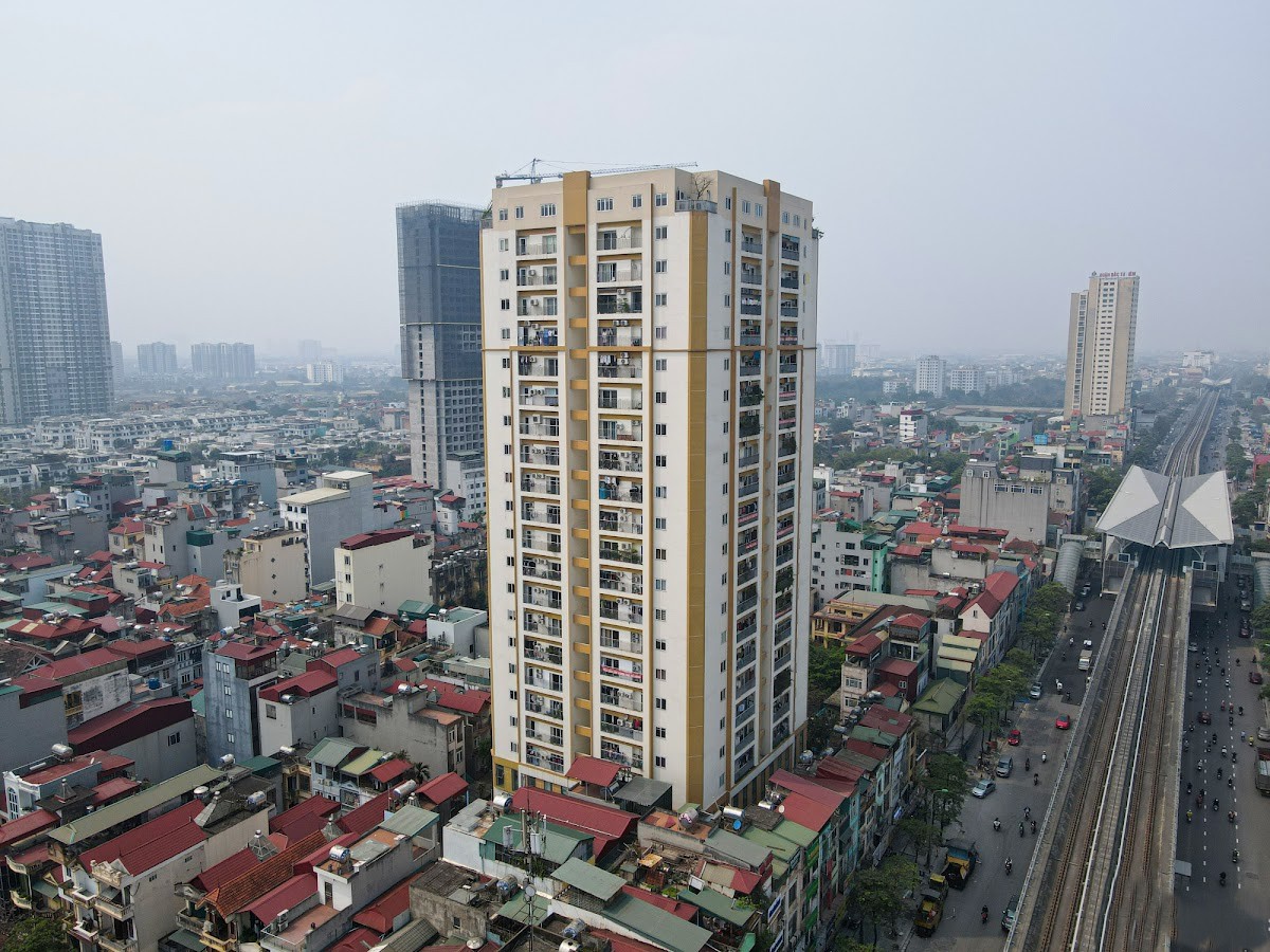 Tiện ích bể bơi bốn mùa tại chung cư 199 Hồ Tùng Mậu
